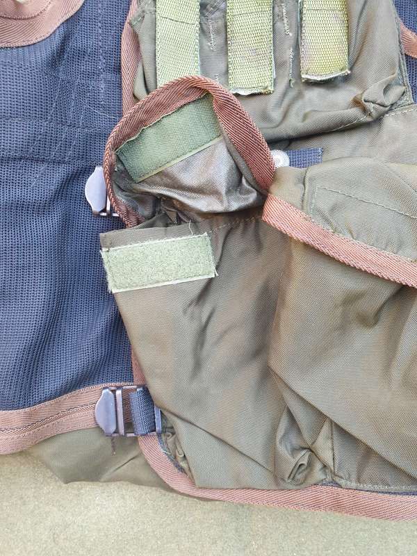 1980s era pvt purchase Clansman made olive green Niemoller style R1 mag assault vest (37mm/40mm)