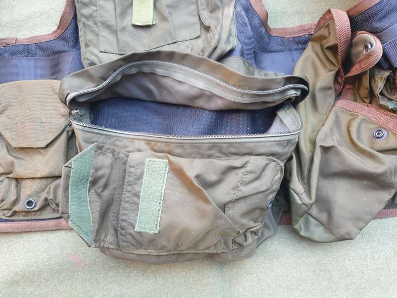 1980s era pvt purchase Clansman made olive green Niemoller style R1 mag assault vest (37mm/40mm)