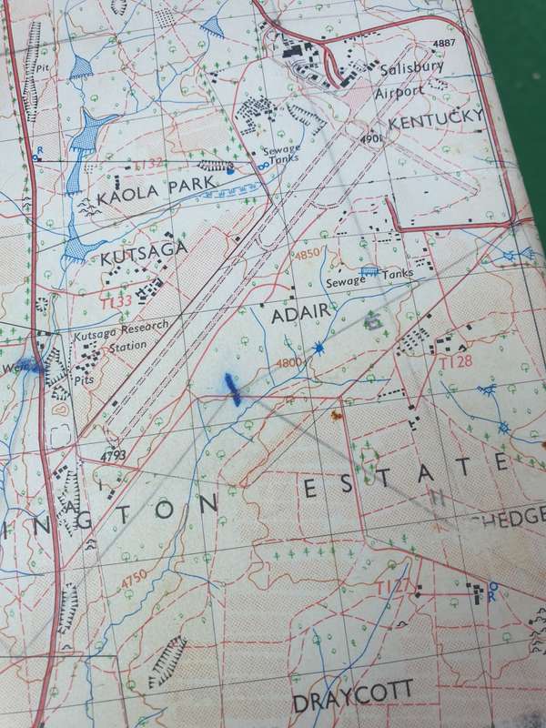 Original Rhodesian bushwar period issue SALISBURY 1: 50 000 topo map - folded & clean field used