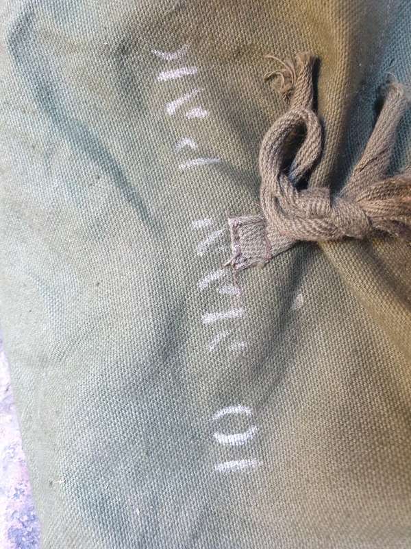 SADF SA Army used/issue 10 man medical pack (green cotton) sling-bag section medic bag empty as new