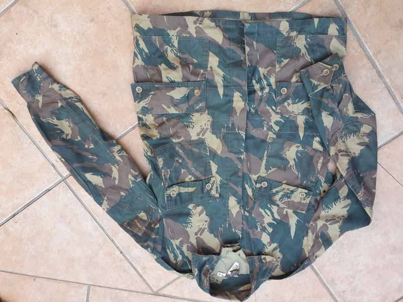 Original ex-homelands Bantustan Transkei TDF lizard camo bush-jacket (Rhod style) Med size as new