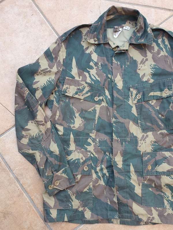 Original ex-homelands Bantustan Transkei TDF lizard camo bush-jacket (Rhod style) Med size as new