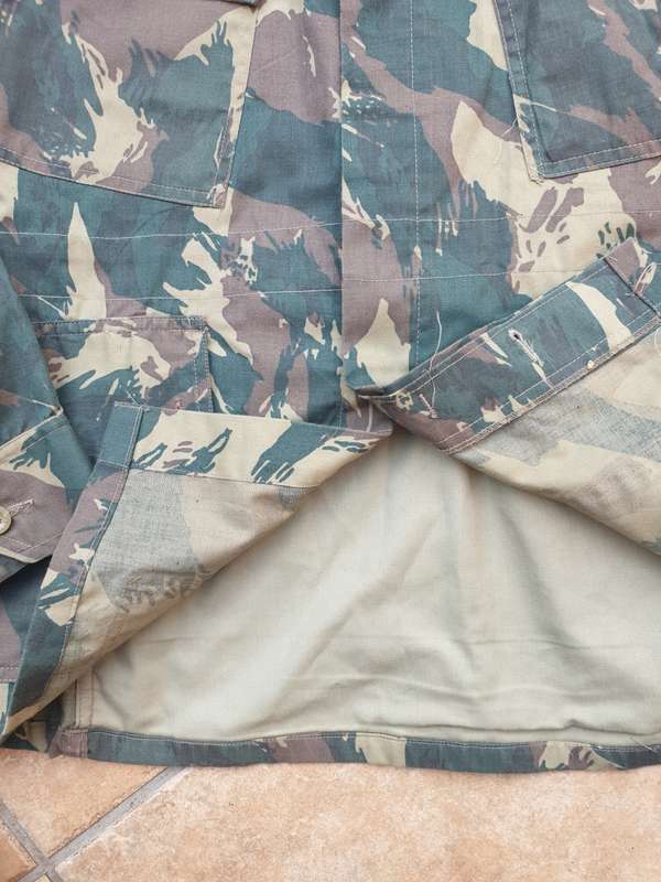 Original ex-homelands Bantustan Transkei TDF lizard camo bush-jacket (Rhod style) Med size as new