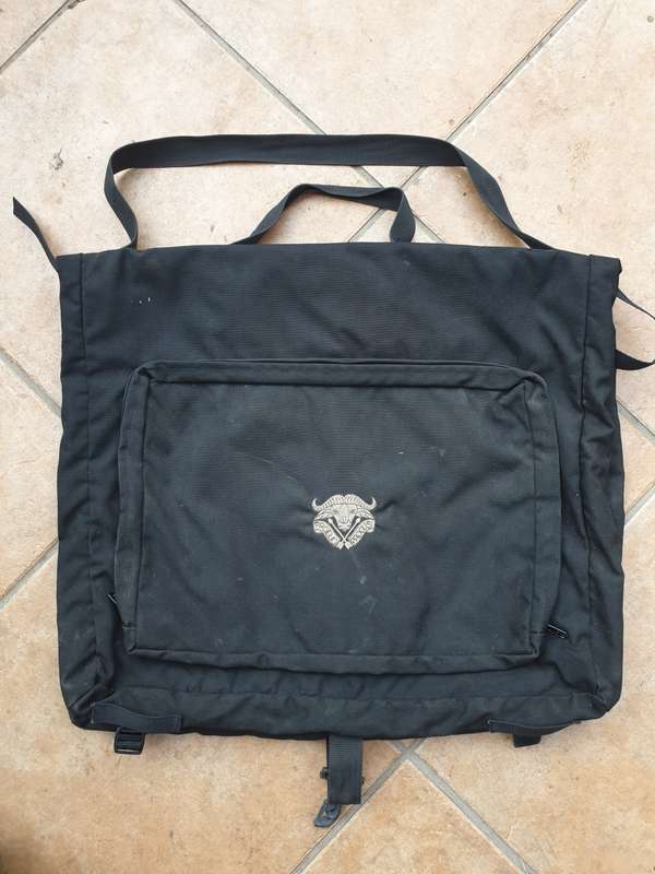 original quality/well made 32 Bn Pvt purchase suit-bag/uniform black CORDURA nylon "valise"