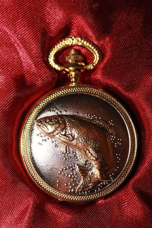QUARTZ POCKET WATCH!!FISH ON COVER!!
