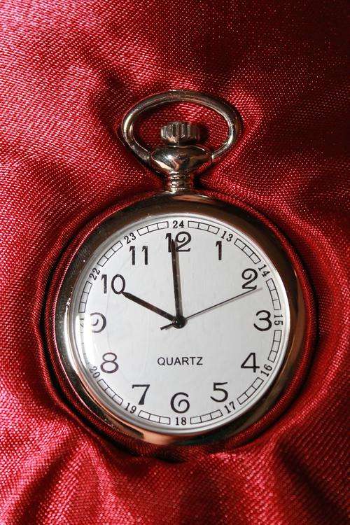 QUARTZ POCKET WATCH!!!