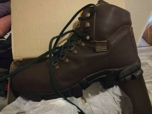 JIM GREEN LEATHER BOOTS SIZE 10