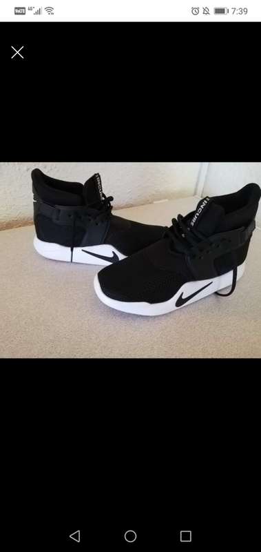 NIKE INCURSION SIZE UK 10