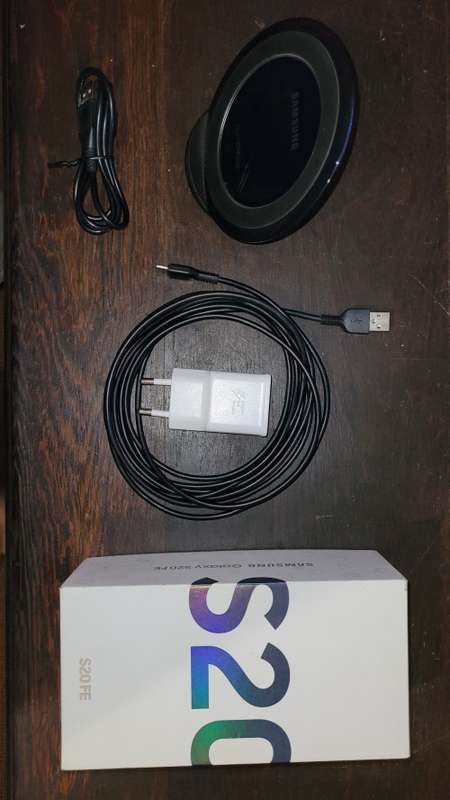Samsung Galaxy S20FE (Snapdragon 865 Version)