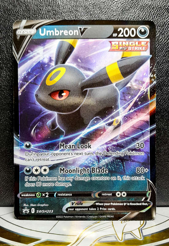 Pokemon Card - Umbreon V SWSH203
