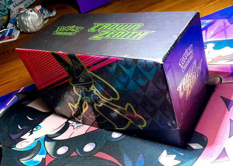 Pokemon TCG box Bundle