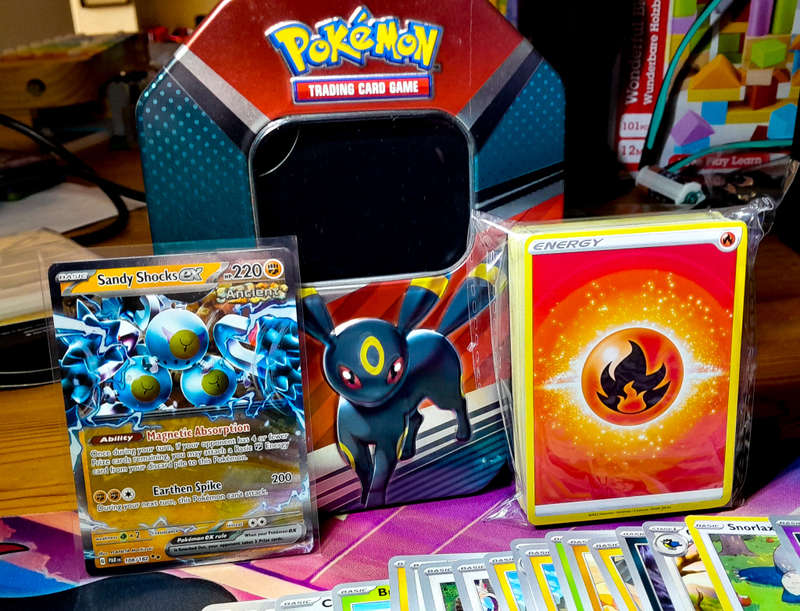 Pokemon Cards - Tin Bundle