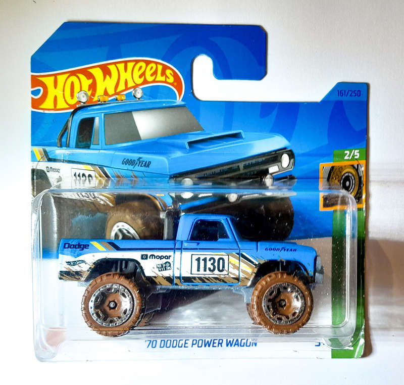 Hot Wheels - 70 Dodge Power Wagon