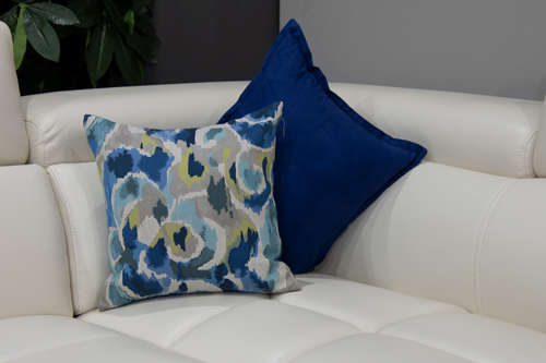 Genis Corner Suite