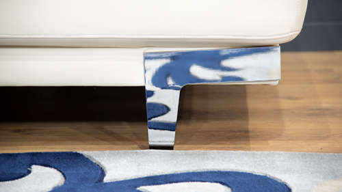 Genis Corner Suite