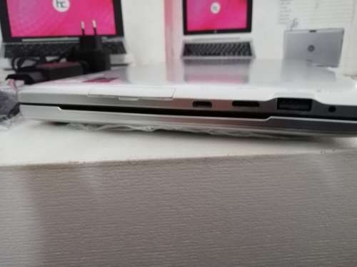 **FREE SHIPPING*Brand New Proline Gemini Mini Laptop 3G, touch screen, windows 10, lots of extras***