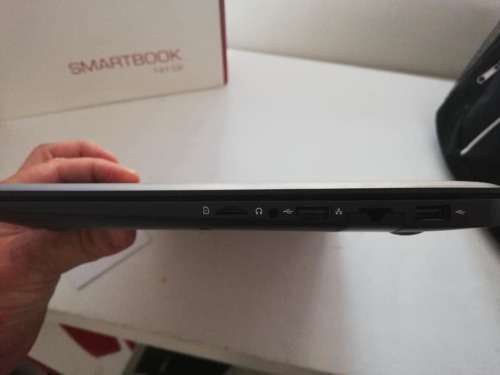 ***Brand New Prestigio Smartbook 14.1 inch screen, in box with charger and bag**R99 Freight