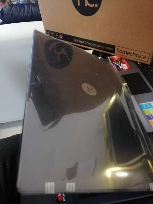 ***New 3G Proline HC Laptop 17inch, 1TB HDD, 4GB Ram.***Please Read***