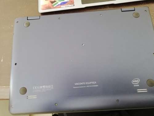 **R1 NO RESERVE***New Prestigio Visconte Ecliptica touch screen laptop***PLEASE READ AD****