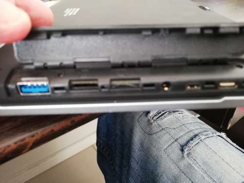***FREE FREIGHT***PROLINE 3G ,2 IN 1 MINI LAPTOP, DETACHABLE SCREEN, IN BOX***PLEASE READ!!