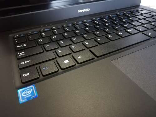 ***2 LEFT****BRAND NEW PRESTIGIO 141C LAPTOP SMARTBOOK  IN BOX*****R99 FREIGHT***