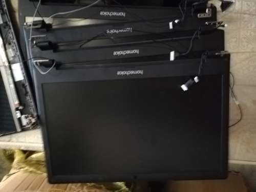 ***LOT OF LAPTOP PARTS***MOTHERBOARD, SCREENS, KEYBOARDS, BATTERIES***