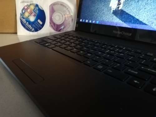 ***DEMO PROLINE HOMECHOICE LAPTOP. 500GB, HDMI. USB, WEBCAM ETC***R99 FREIGHT.