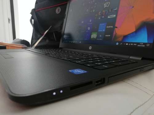 ***LATE ENTRY***Brand New HP 15 Laptop with Bag,Wireless Mouse,Memory Card and charger***R99 Freight