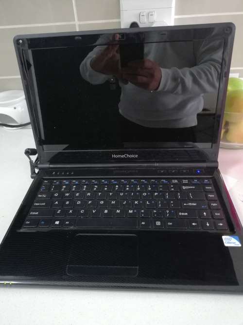 ****Demo Model Proline Homechoice Laptop. with charger****FAULTY *****