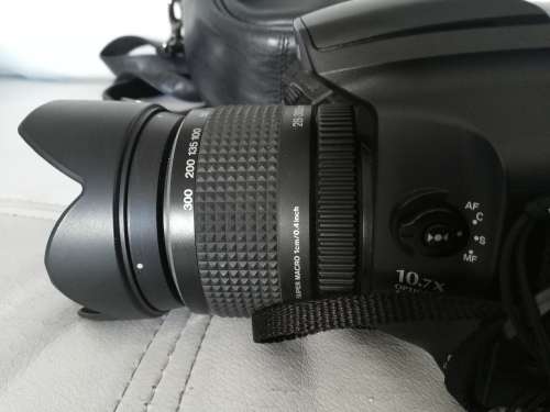 ***FUJIFILM FINEPIX S6500FD DIGITAL CAMERA ,BAG, MEMORY CARD  AND DATA CABLE AND MANUAL***