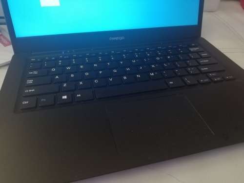 ***DEMO MODEL  PRESTIGIO 141C SMARTBOOK IN BOX ****PLEASE READ******