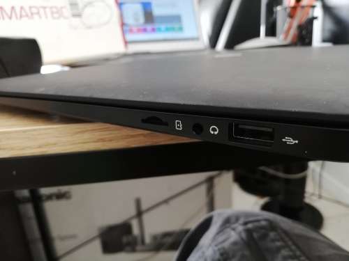 DEMO PRESTIGIO 141A SMARTBOOK IN BOX ****PLEASE READ******