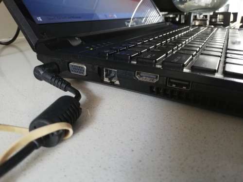 ***PROLINE  LAPTOP With New Bag, 500GB, HDMI. USB, WEBCAM ETC***R99 FREIGHT.