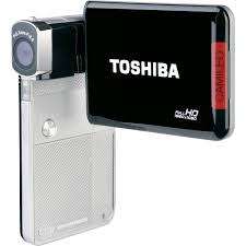 ***TOSHIBA CAMILEO S20 CAMCORDER WTH BAG, STRAP, MANUELS, CD, TRIPOD**