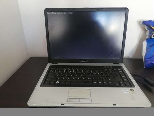 ***ADVENT 8215P PINK LAPTOP, 15.4 ". 500GB HDD, 1GB RAM***PLEASE READ***