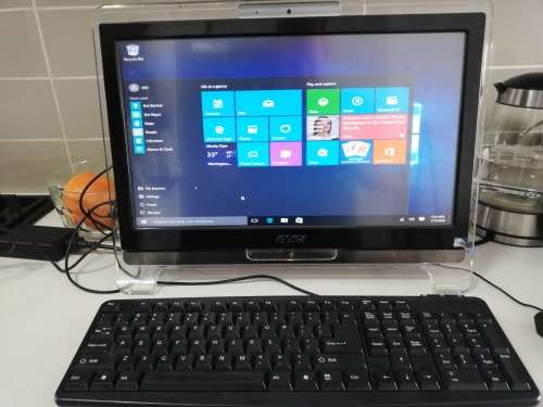 ***MSI MS-A923   18. 5 INCH ALL IN ONE DESKTOP  KEYBOARD, MOUSE******