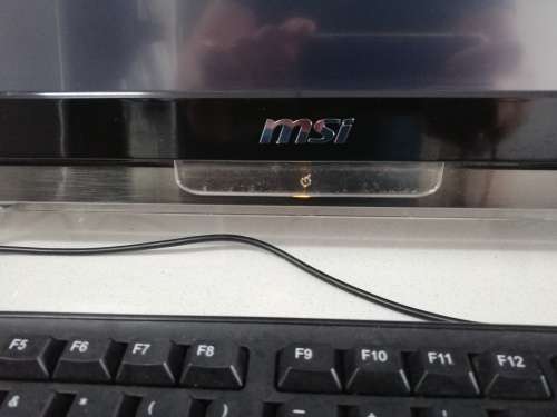 ***MSI MS-A923   18. 5 INCH ALL IN ONE DESKTOP  KEYBOARD, MOUSE******