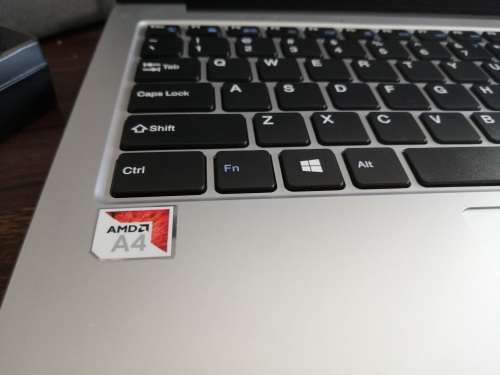 ****BRAND NEW LATEST EDITION PRESTIGIO 141 C4 .AMD A4, LAPTOP SMARTBOOK  IN BOX*****R99 FREIGHT***