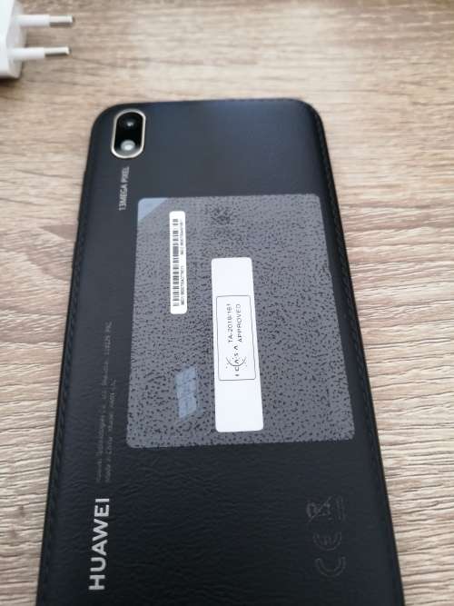 ***BRAND NEW HUAWEI Y5  DUEL SIM 4G , 32GB  IN BOX***R99 FREIGHT**
