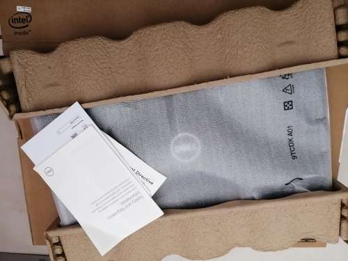 ********BRAND NEW DELL INSPIRON 15 3000. 500GB HDD, 4GB RAM, W10 IN BOX***FREE LAPTOP BAG**