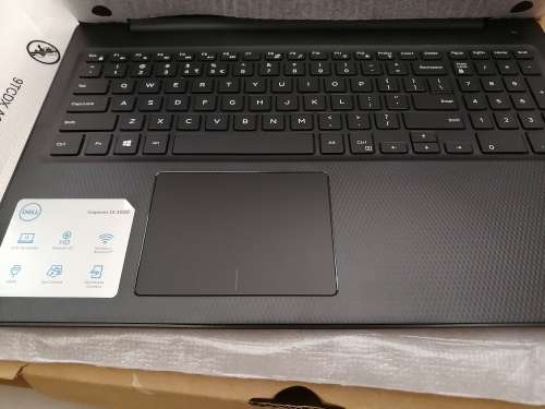 ********BRAND NEW DELL INSPIRON 15 3000. 500GB HDD, 4GB RAM, W10 IN BOX***FREE LAPTOP BAG**