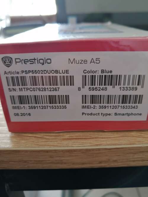 ***5 AVALIABLE***BRAND NEW PRESTIGIO MUZE A5 DUEL SIM, POUCH AND 8GB CARD, ELEC BLUE  IN BOX*****