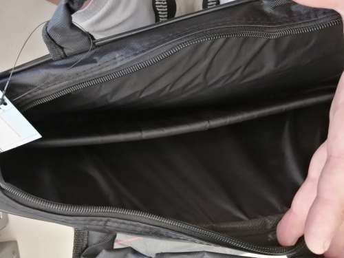 ***LAST LOT**20 X BRAND NEW SEALED BLACK BEAT IT 15.6 INCH TOP QUALITY LATOP BAGS***BID PER 10***