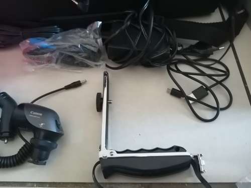 ****FULL PROFESSIONAL CANON LEGRIA AND ALL EQUIPMENT, USED ONCE OVER R20 000 VALUE***