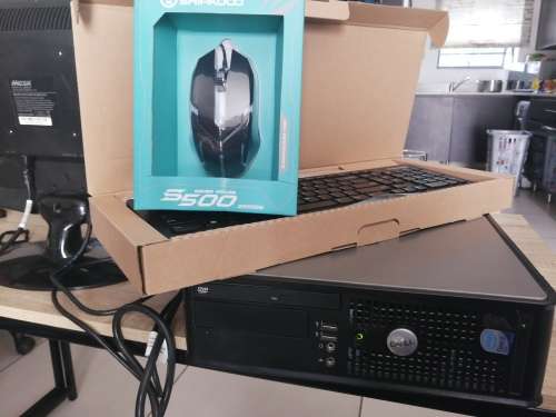 ***ESSENTIAL SERVICE APPROVED***DELL PC BOX WITH NEW LENOVO KEYBOARD AND GAMING MOUSE***