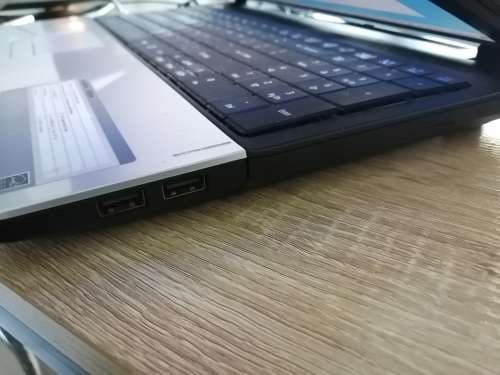 **I3 ACER TRAVELMATE P253-M **50GB HDD, 4GB RAM, WINDOWS 10*****