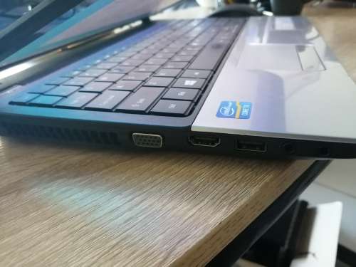 **I3 ACER TRAVELMATE P253-M **50GB HDD, 4GB RAM, WINDOWS 10*****