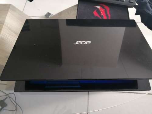 ***ACER ASPIRE V3-531 LAPTOP. WINDOWS 10. HDMI, USB3, WIFI, BLUETOOTH********