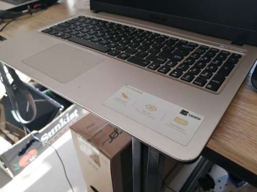 *****ACUS VIVOBOOK A540M***PLEASE READ AD******