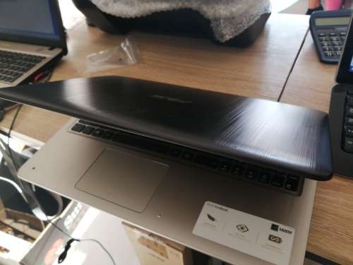*****ACUS VIVOBOOK A540M***PLEASE READ AD******